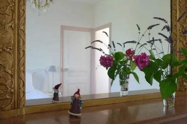 Tek Büyük Yataklı Oda (Eglantine)