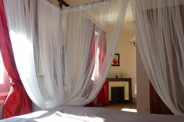 Tek Büyük Yataklı Oda (Millepertuis)