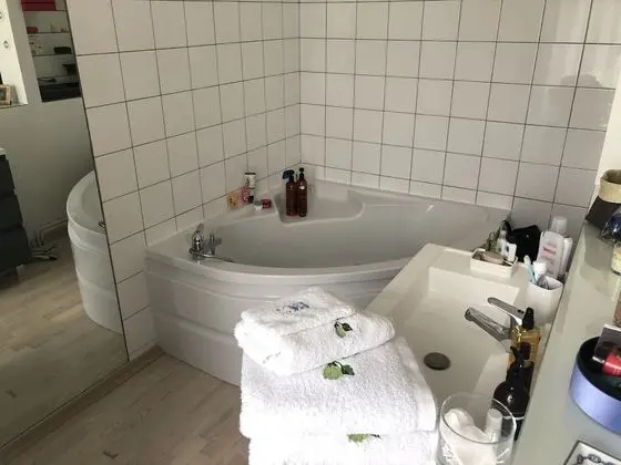 Tek Büyük Yataklı Oda, 1 Büyük (Queen) Boy Yatak