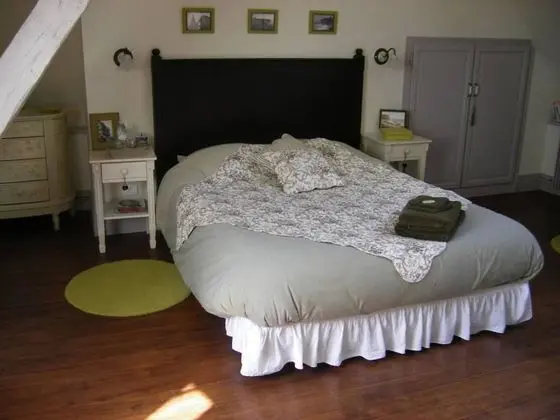 Classic Tek Büyük Yataklı Oda, 1 Büyük (Queen) Boy Yatak, Bahçe Manzaralı (Les Falaises)