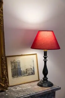 Tek Büyük Yataklı Oda, Banyolu/Duşlu, Havuz Manzaralı (Chambre du Levant)