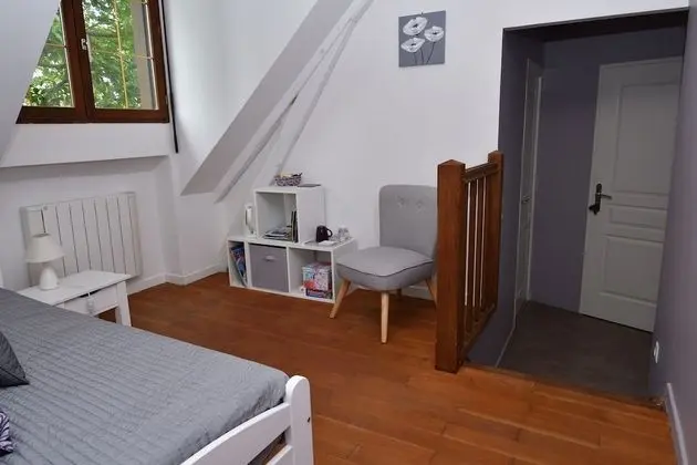 Üç Kişilik Oda (Côté Pensées)