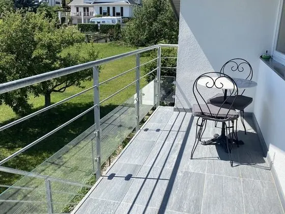 Comfort Tek Büyük Yataklı Oda, Banyolu/Duşlu, Bahçe Manzaralı (Chambre Granny)