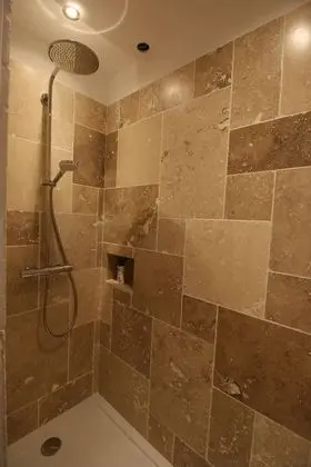 Classic Tek Büyük veya İki Ayrı Yataklı Oda