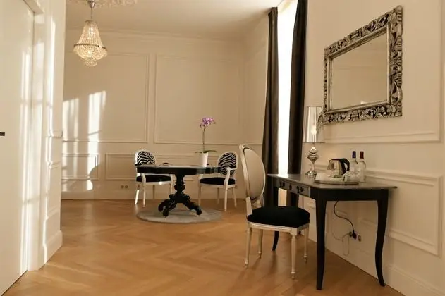 Deluxe Süit, Bahçe Manzaralı (Dijeaux)