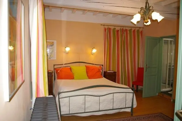 Family Süit (Julia)