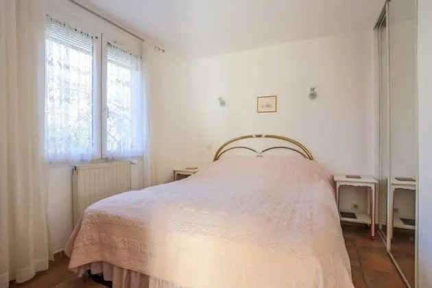 Tek Büyük Yataklı Oda (Rose)