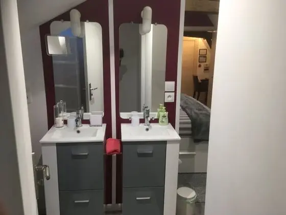 Tek Büyük Yataklı Oda, Banyolu/Duşlu (De Luxe 3)