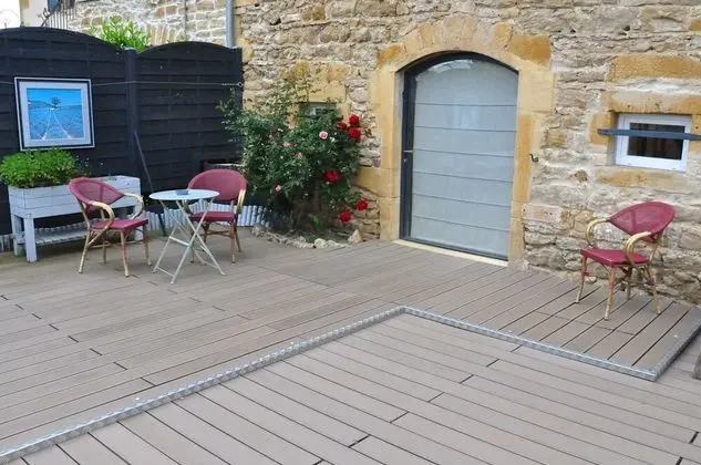 Romantic Tek Büyük Yataklı Oda, Teras, Bahçeli