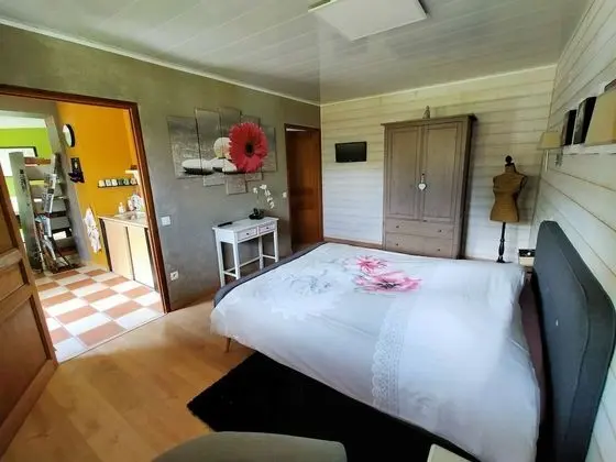 Tek Büyük Yataklı Oda, 1 Büyük (Queen) Boy Yatak (Orchidée)