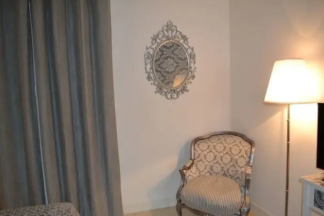 Superior Tek Büyük Yataklı Oda, 1 Büyük (Queen) Boy Yatak, Havuz Manzaralı