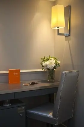 Classic Tek Büyük Yataklı Oda