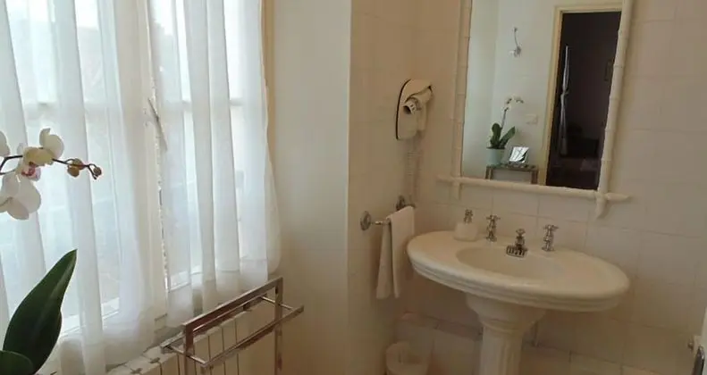 Family Dört Kişilik Oda