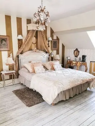 Üç Kişilik Oda, Banyolu/Duşlu, Bahçe Manzaralı (MONTESPAN)