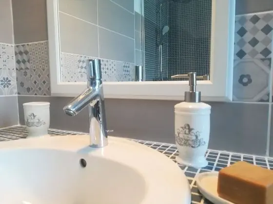 Comfort Tek Büyük veya İki Ayrı Yataklı Oda