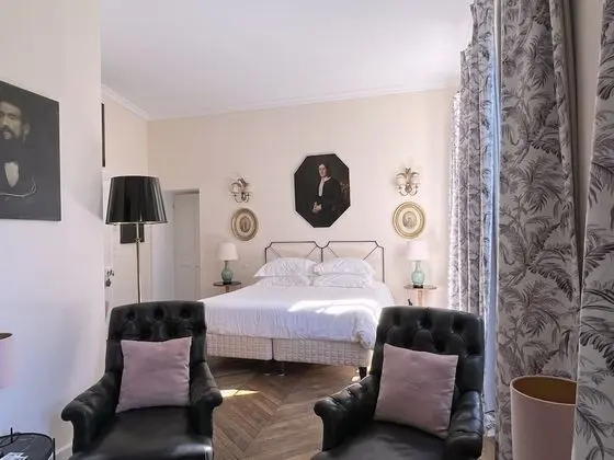 Deluxe Tek Büyük Yataklı Oda (Pivoine)