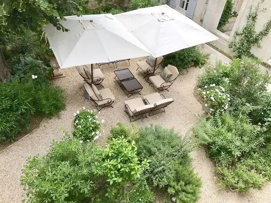 Deluxe Tek Büyük Yataklı Oda (Pivoine)