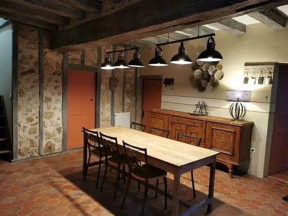 Family Ev (Le Pelerin)