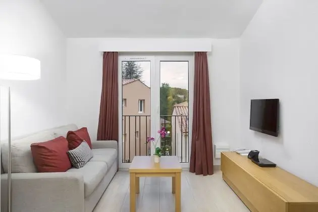 Stüdyo (Apartment)