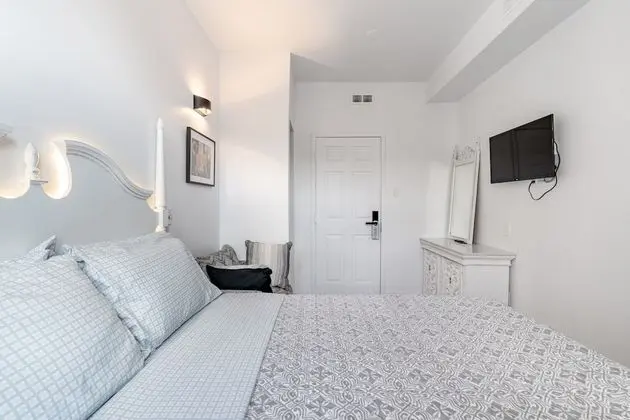 Comfort Tek Büyük Yataklı Oda (302)