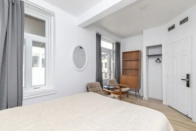 Comfort Tek Büyük Yataklı Oda (306)