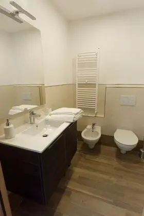 Deluxe Tek Büyük veya İki Ayrı Yataklı Oda, Bahçe Manzaralı