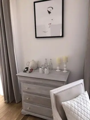 Superior Oda, Sigara İçilmez, Avlu Manzaralı