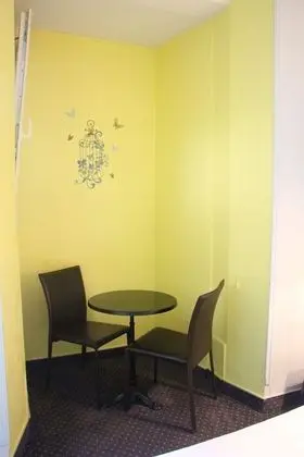 Classic Tek Büyük Yataklı Oda