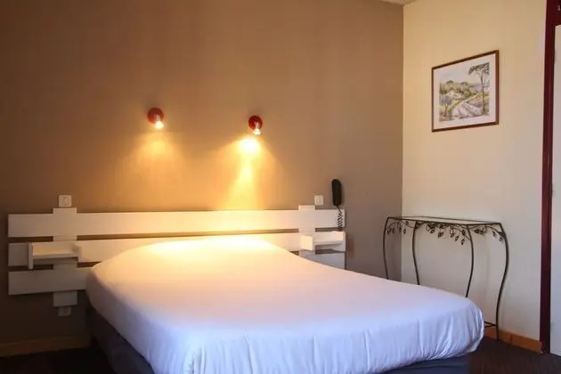 Classic Tek Büyük Yataklı Oda