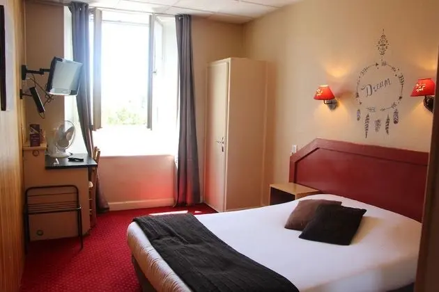 Classic Tek Büyük Yataklı Oda