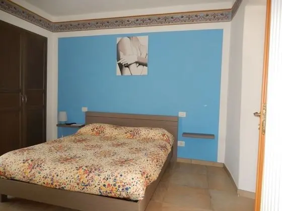 Tek Büyük Yataklı Oda, Tepe Manzaralı