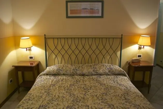 Comfort Tek Büyük Yataklı Oda, Bahçe Manzaralı