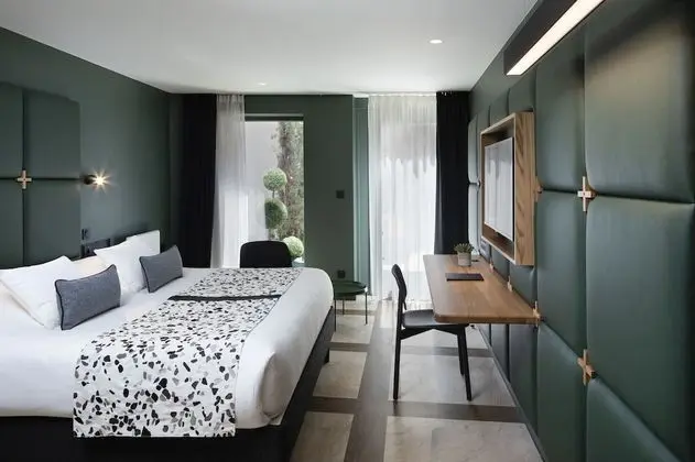 Deluxe Oda