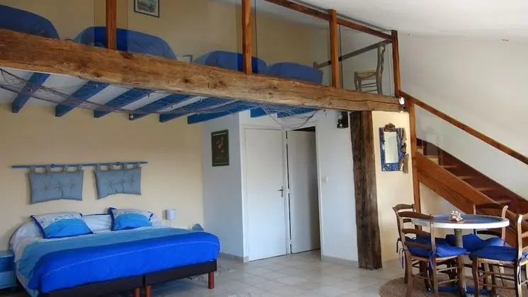 Family Oda, Asma Kat