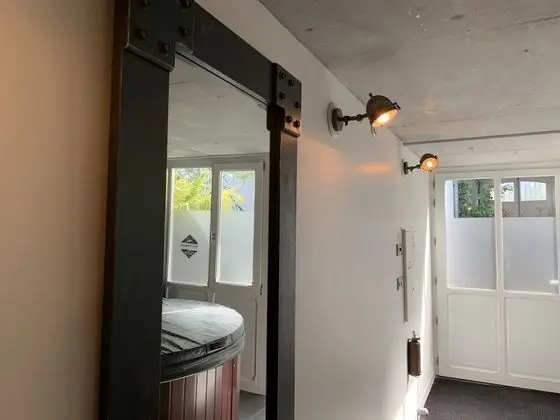 Luxury Tek Büyük Yataklı Oda, Sıcak Su Havuzu (n°1)