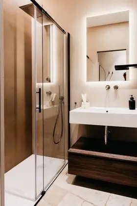 Deluxe Tek Büyük Yataklı Oda, Balkon (Santo Stefano)