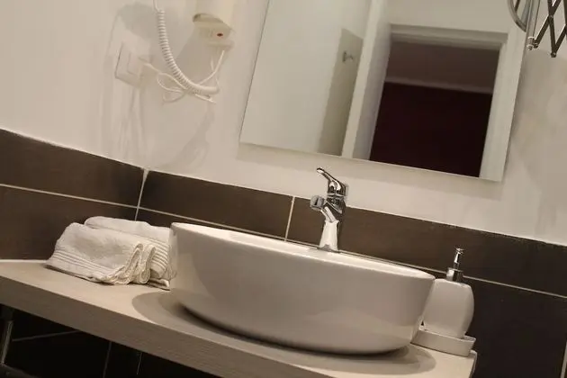 Luxury Süit, Jakuzi