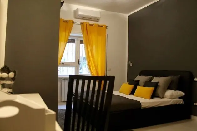 Premium Tek Büyük Yataklı Oda