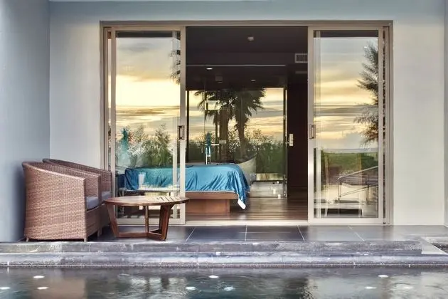 Horizon Sea View Room 2 Queen Bed