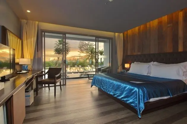 Horizon Sea View Room 2 Queen Bed