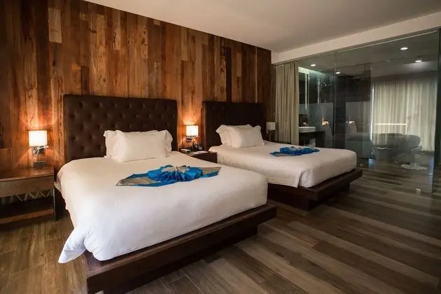 Horizon Sea View Room 2 Queen Bed