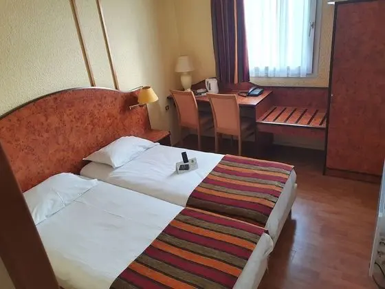 İki Ayrı Yataklı Oda