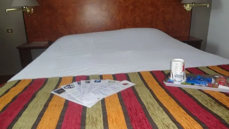 Standard Tek Büyük Yataklı Oda