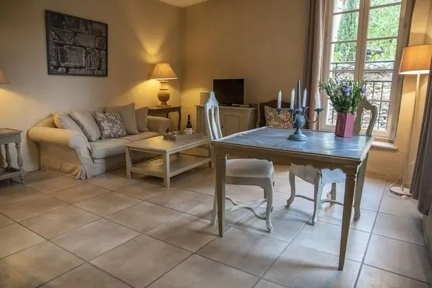 City Süit (Village View)