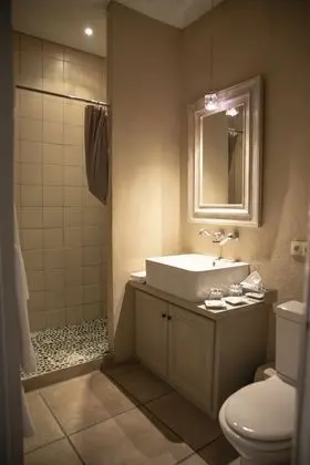 Stüdyo, Dağ Manzaralı