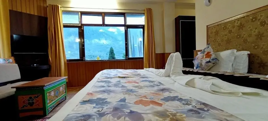 Deluxe Tek Büyük Yataklı Oda