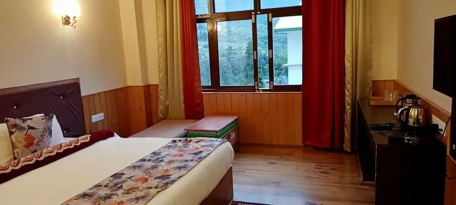 Deluxe Tek Büyük Yataklı Oda