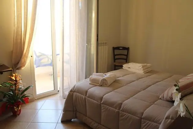 Tek Büyük Yataklı Oda, Ortak Banyo