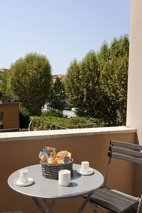 Classic Tek Büyük Yataklı Oda