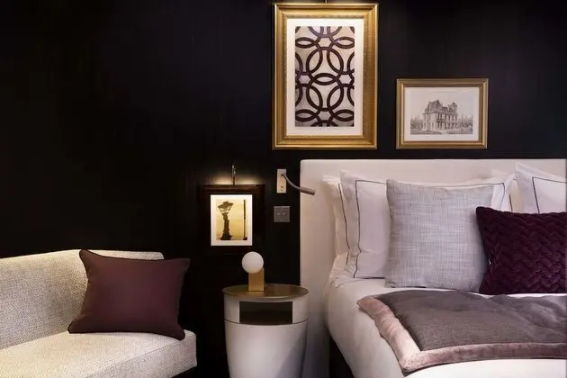 Boutique Room